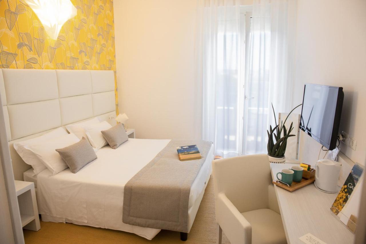 Hotel Alexander Gabicce Mare Dış mekan fotoğraf