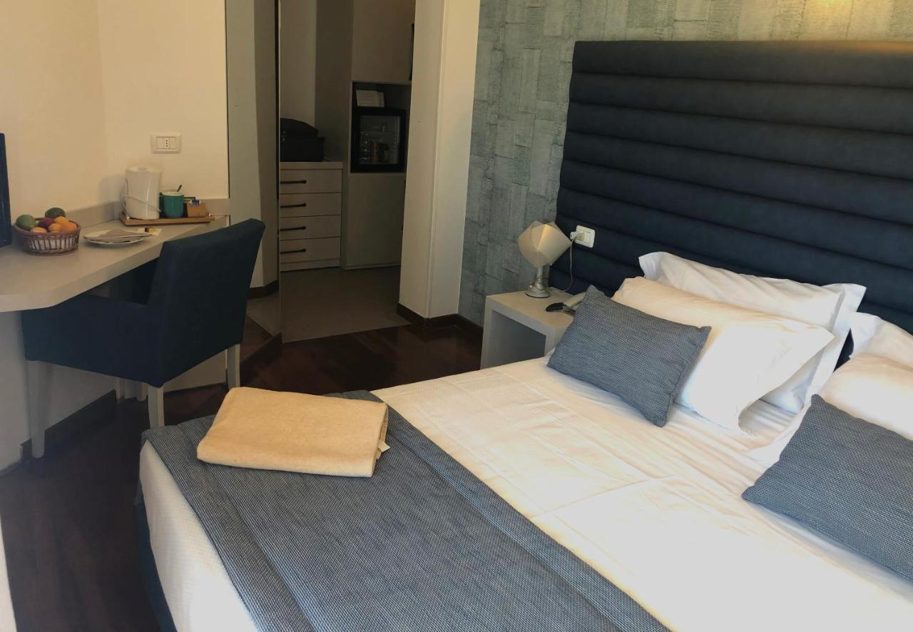 Hotel Alexander Gabicce Mare Dış mekan fotoğraf