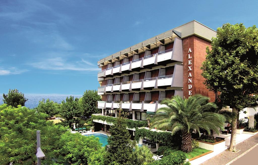 Hotel Alexander Gabicce Mare Dış mekan fotoğraf