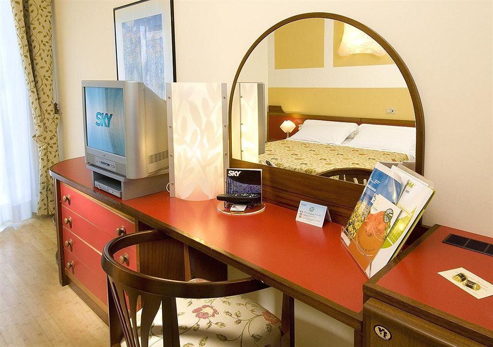 Hotel Alexander Gabicce Mare Dış mekan fotoğraf
