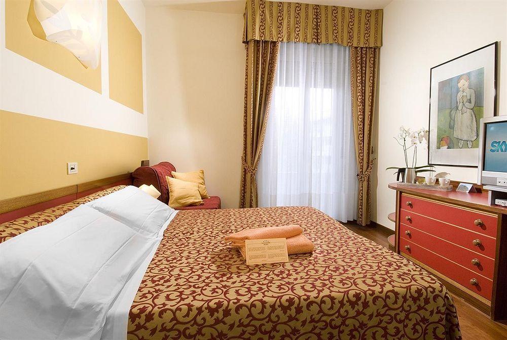 Hotel Alexander Gabicce Mare Dış mekan fotoğraf