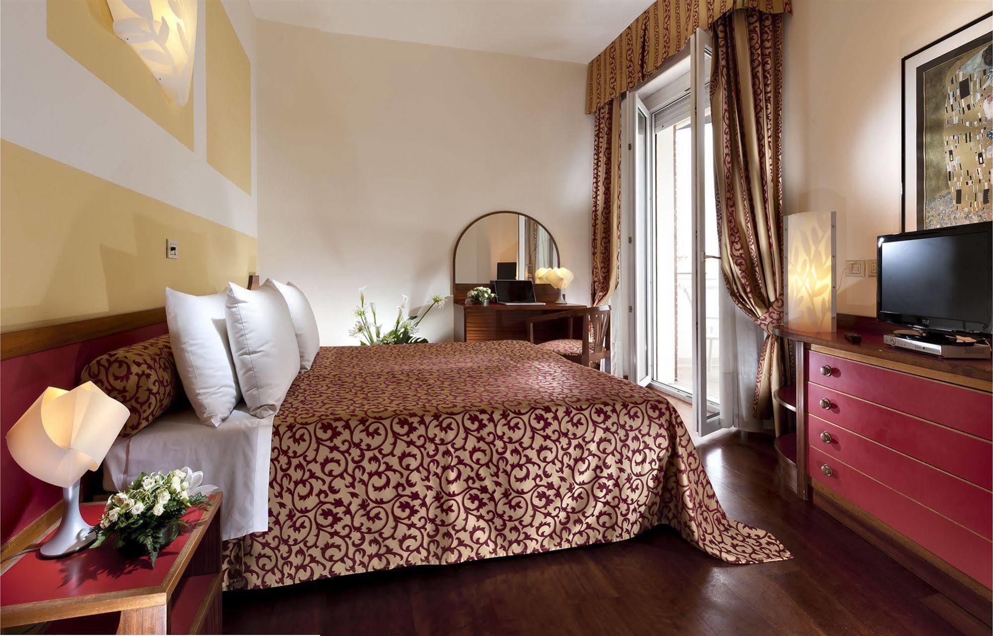 Hotel Alexander Gabicce Mare Dış mekan fotoğraf