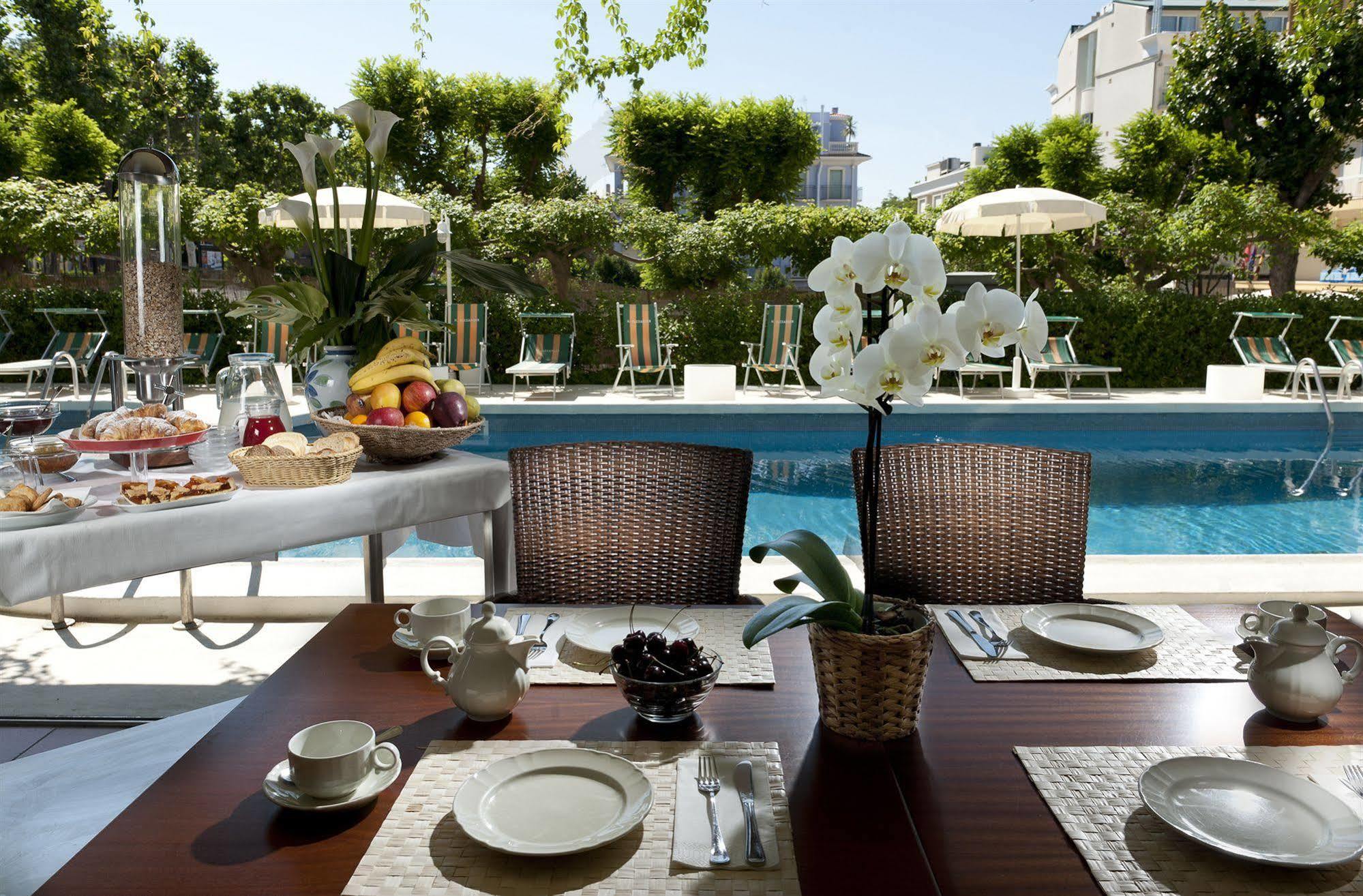 Hotel Alexander Gabicce Mare Dış mekan fotoğraf