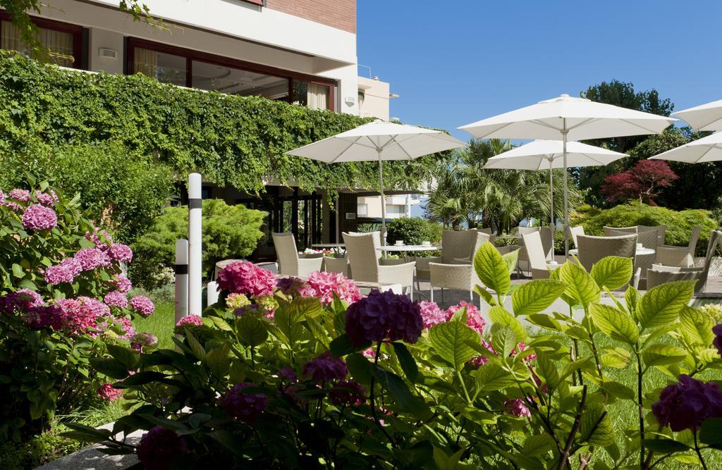 Hotel Alexander Gabicce Mare Dış mekan fotoğraf