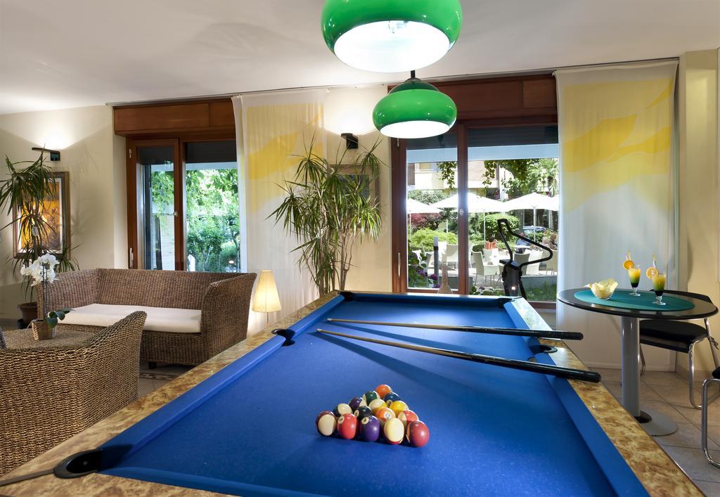 Hotel Alexander Gabicce Mare Dış mekan fotoğraf